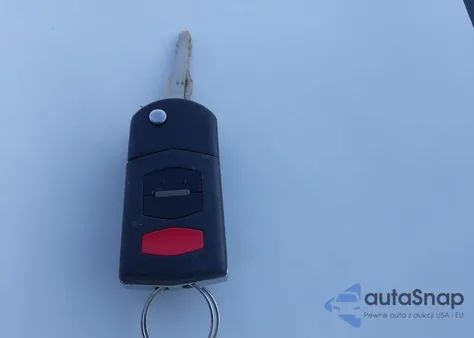 2011 Mazda Mazda3 S Sport from USA, damaged, VIN JM1BL1K63B1363137